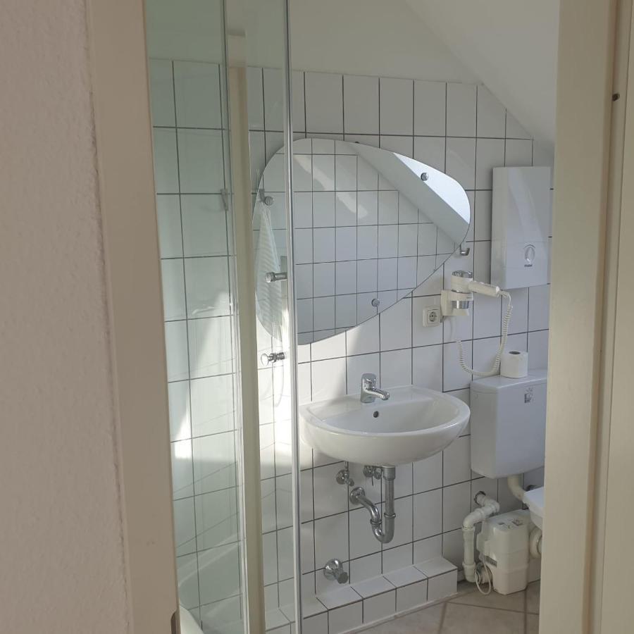 45 M² Maisonette-Wohnung In Uni-/Hauptbahnhofnaehe Дуйсбург Екстериор снимка