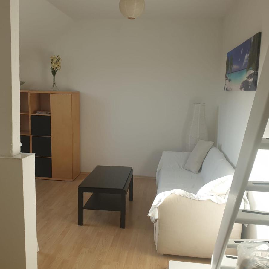 45 M² Maisonette-Wohnung In Uni-/Hauptbahnhofnaehe Дуйсбург Екстериор снимка